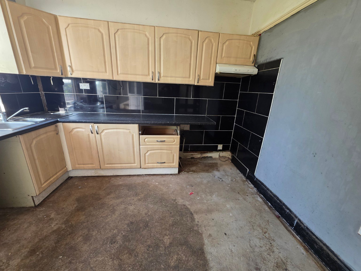Before - Complete Kitchen Renovation project photo