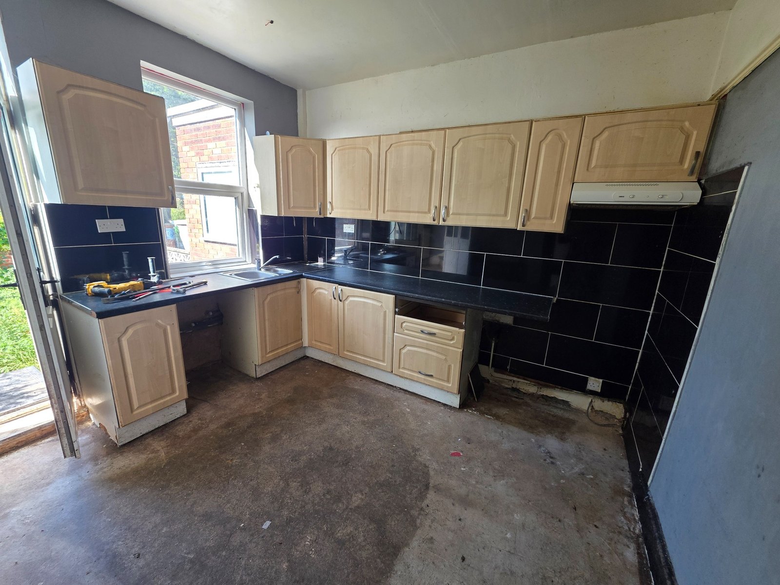 Before Kitchen Refurbishment